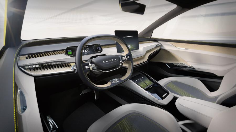 Торпедо Skoda Vision iV 2019 года  (фото 12 из 30)